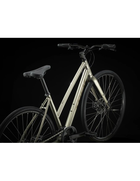 Trek FX 1 Disc Mid-step – Prisvärd hybridcykel i Metallic Gunmetal